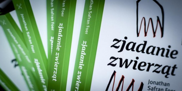 Magazyn „Vege” o „Zjadaniu zwierząt”