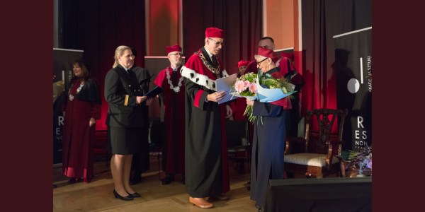 Anda Rottenberg z tytułem doktory honoris causa!