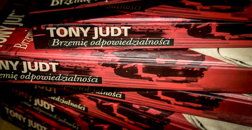 Brzemię outsidera