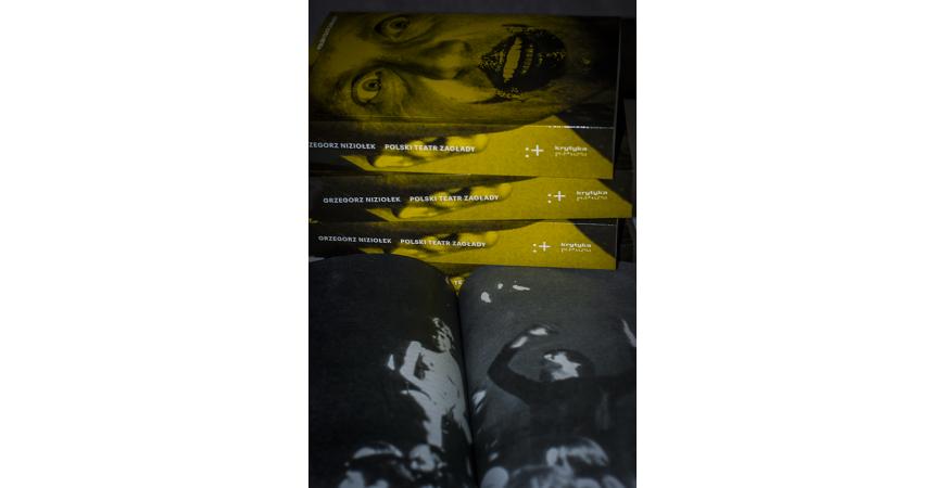 Widownia Teatru Śmierci
