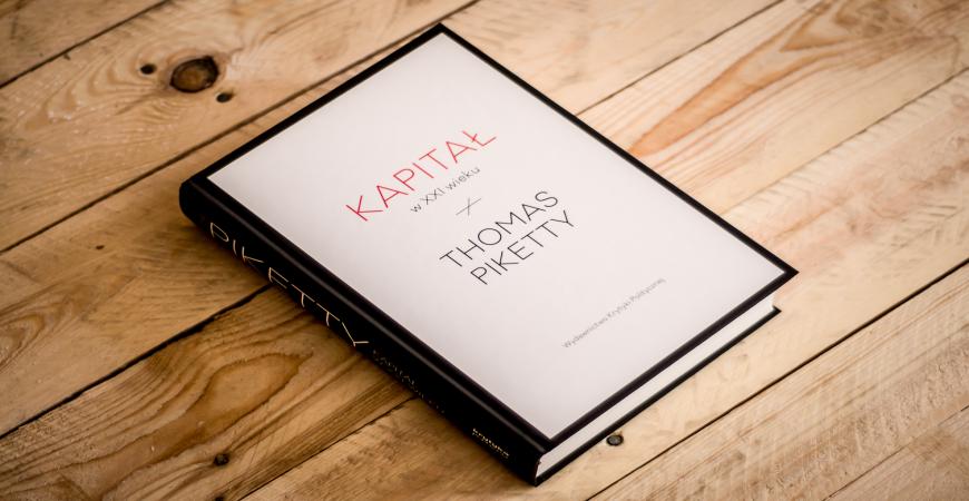 „Newsweek” poleca na wakacje „Kapitał w XXI”
