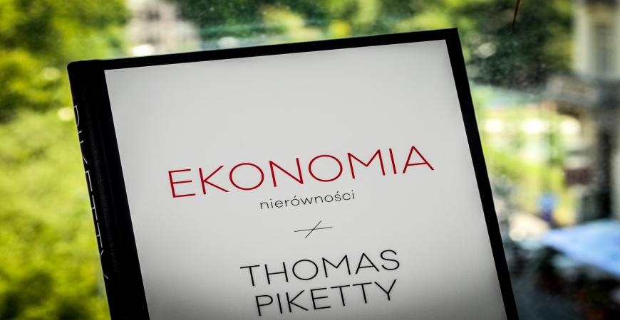 Dylematy Robin Hooda w białym kołnierzyku